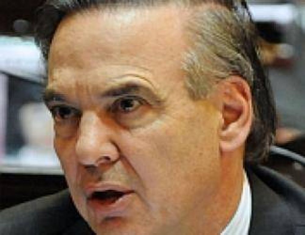 Pichetto: �Hay que ratificar los v�nculos y los compromisos hacia el futuro con el gobierno�