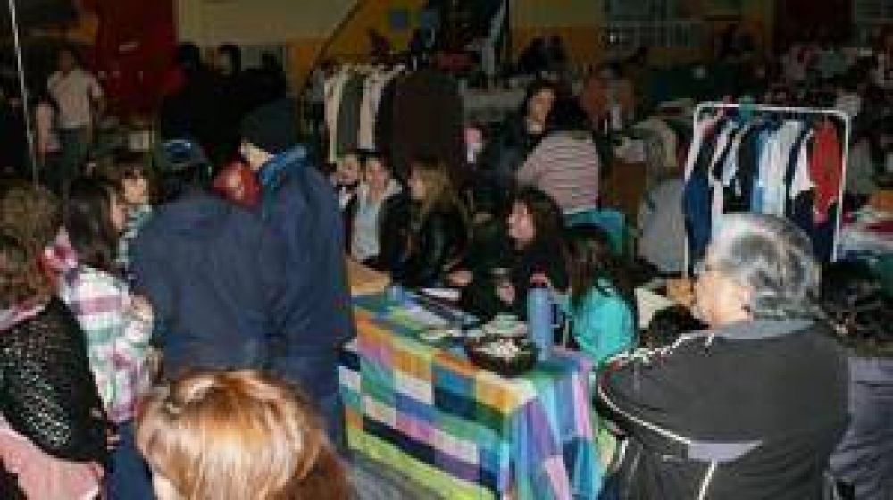 Otra exitosa edici�n de la Expo Encuentro �Eleg� Econom�a Social Fueguina�‏