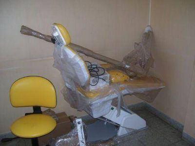 Equipamiento odontol�gico para la sede de AOMA en Villa Fortabat