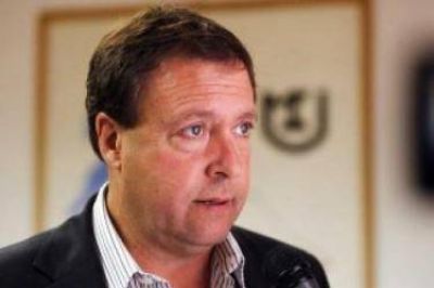 El Gobernador de R�o Negro anunci� aportes por $ 85,8 m