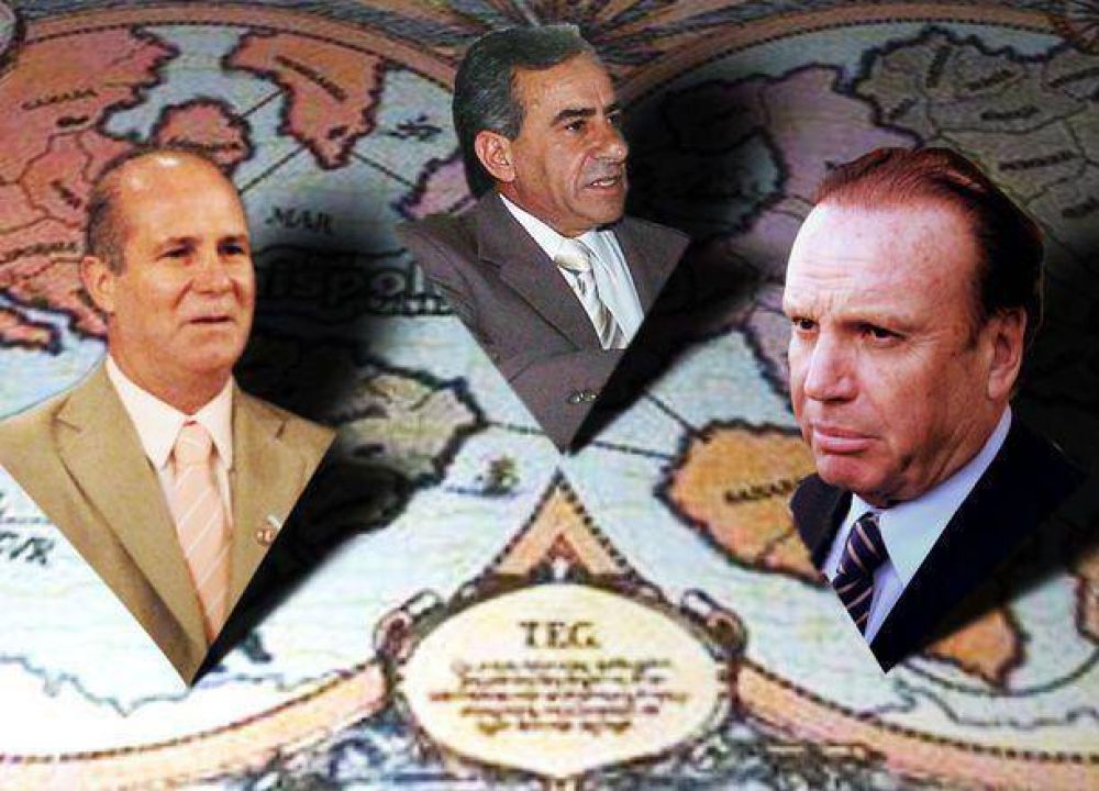 Los intendentes juegan al T.E.G.