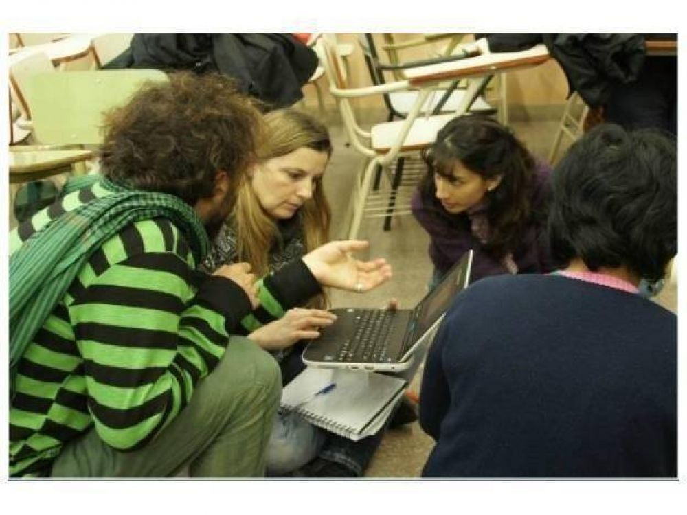 Retoman hoy la entrega de netbooks en toda la provincia