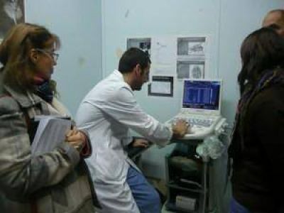 Gobierno entreg� m�s de 2 millones de pesos en equipamiento de alta complejidad al Hospital Regional Ushuaia‏