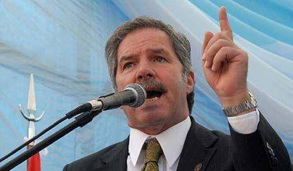 Felipe Sol�: 