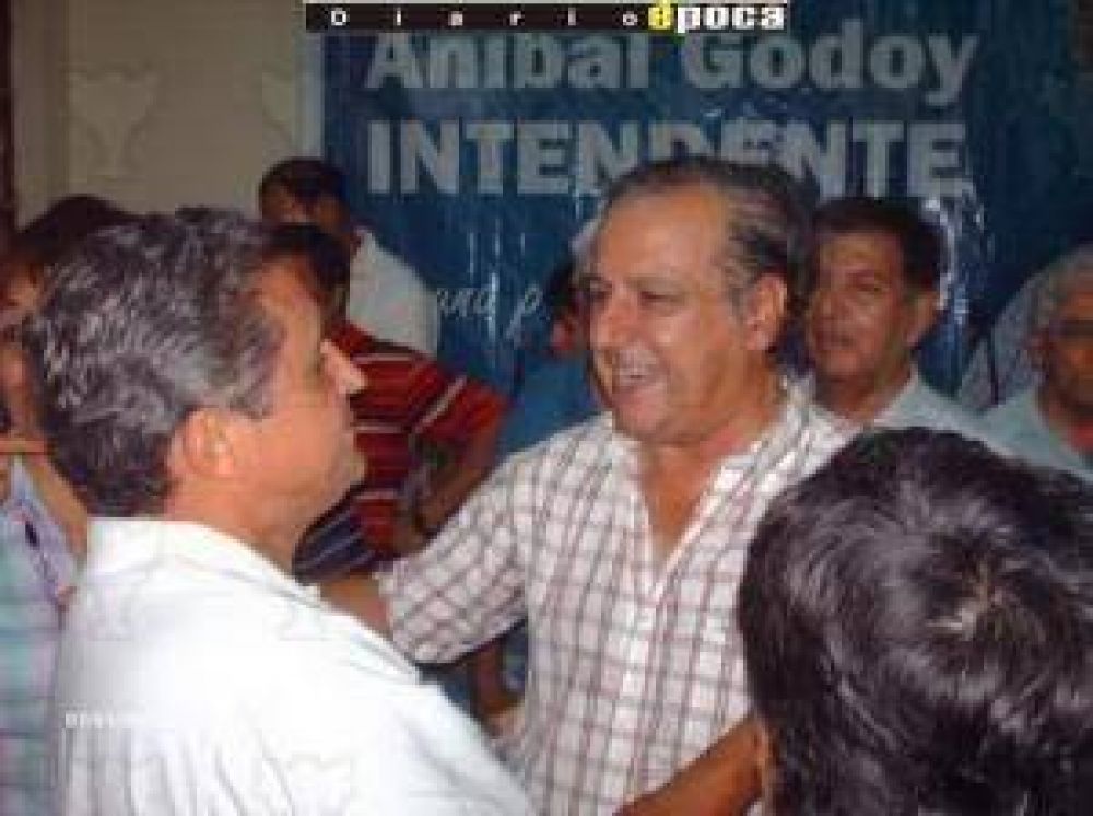 Godoy: �El candidato debe salir de las urnas�.