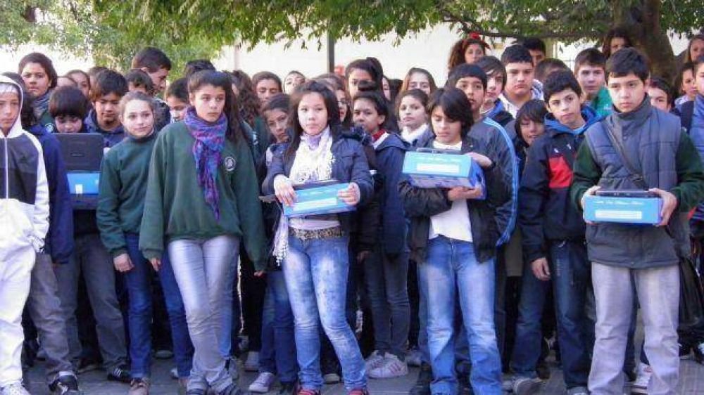 M�s de 4.000 netbooks se entregan en Entre R�os
