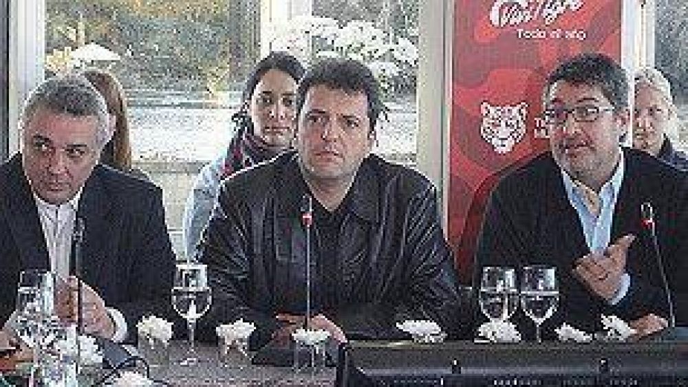 Massa: �No es momento de andar con posiciones chiquitas�