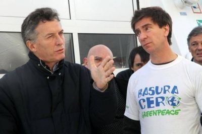 Ciudad: Macri visit� a Greenpeace y le reclamaron por la basura
