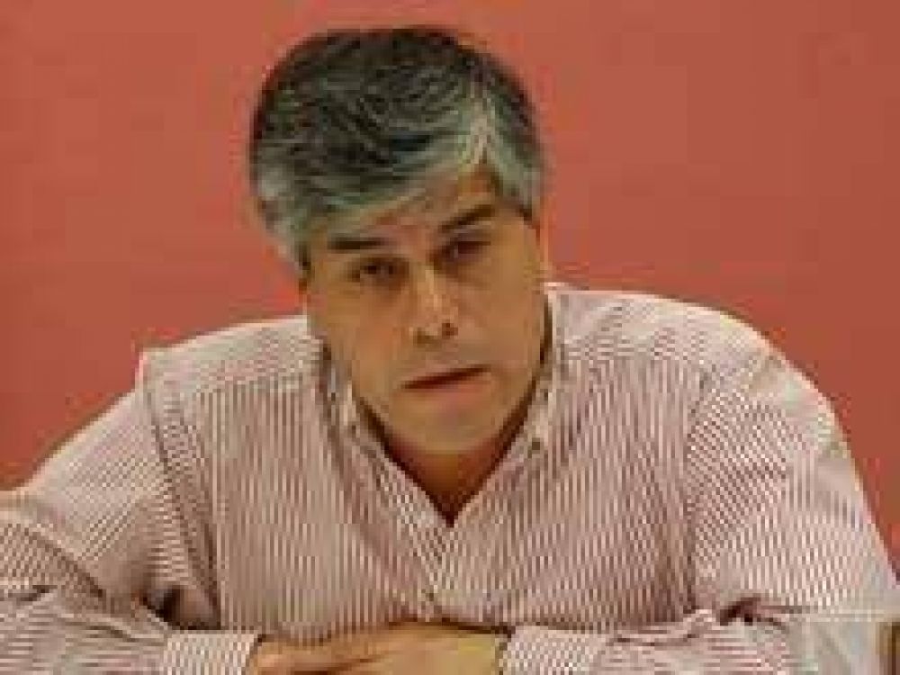 Operaron al vicegobernador Carlos Peralta