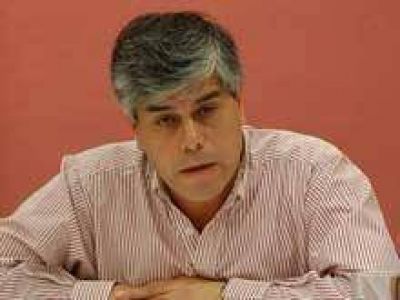 Operaron al vicegobernador Carlos Peralta