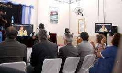 CFK pidi� perd�n por la educaci�n 