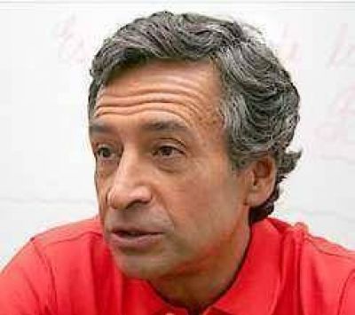 Basualdo dijo que Ibarra no deber�a ir como candidato 
