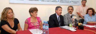 Problema de tierras: El Ejecutivo pide suprimir art�culo controvertido.