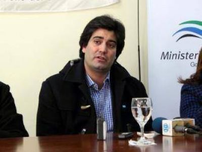 El ministro Pichetto impulsa el "Programa Capital Semilla"