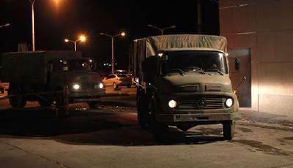 Llegaron a R�o Gallegos los gendarmes enviados por el Gobierno nacional