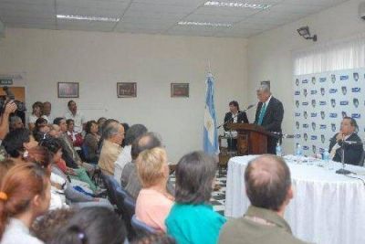 Soria le pidi� al gobernador Saiz que reaccione.