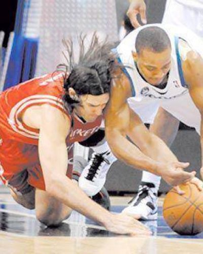 Scola contin�a dando clases.