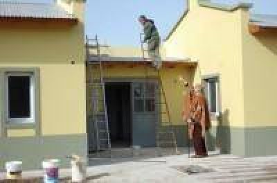 Gorosito recorri� el nuevo edificio del Taller Manos Unidas en Saladillo Norte