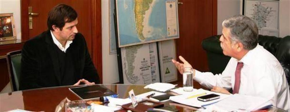 El intendente Bucca se reuni nuevamente con De Vido por el Plan de Obras 2012 -2013