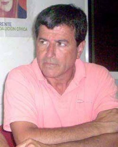 La Coalici�n sigue juntando firmas contra los aumentos 