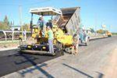 Pavimentaci�n en Avenida Moreno