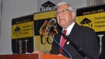 Ex diputado nacional fue homenajeado en una universidad entrerriana	