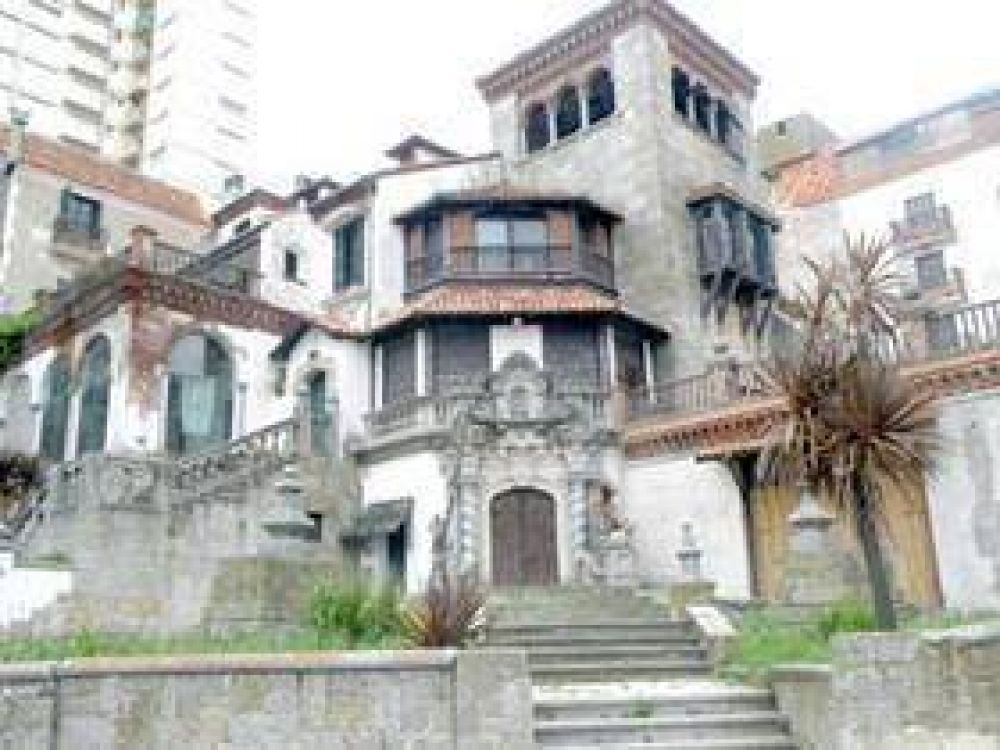 Solicitan la puesta en valor del Ch�teau Frontenac