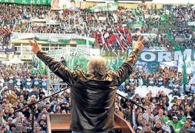 Los moyanistas se le plantan a su l�der por su plan electoral