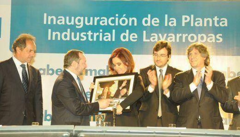 Cristina Fern�ndez: "Le pido a Dios que nunca me enferme de importancia�