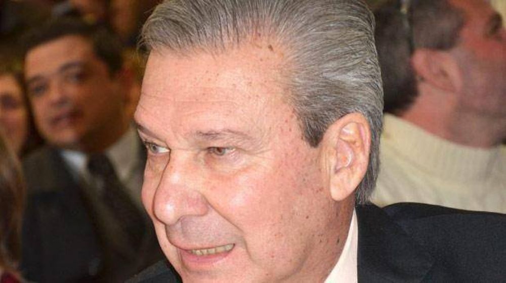 Guinle apoya a Buzzi y no quiere internas en el PJ
