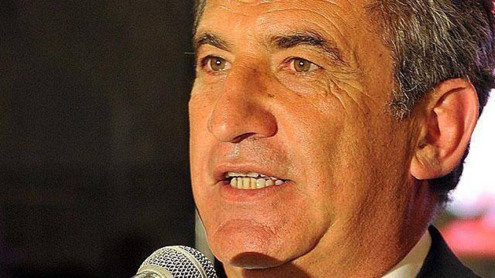 Urribarri sobre el aumento a docentes: "nunca estuvo en discusi�n"