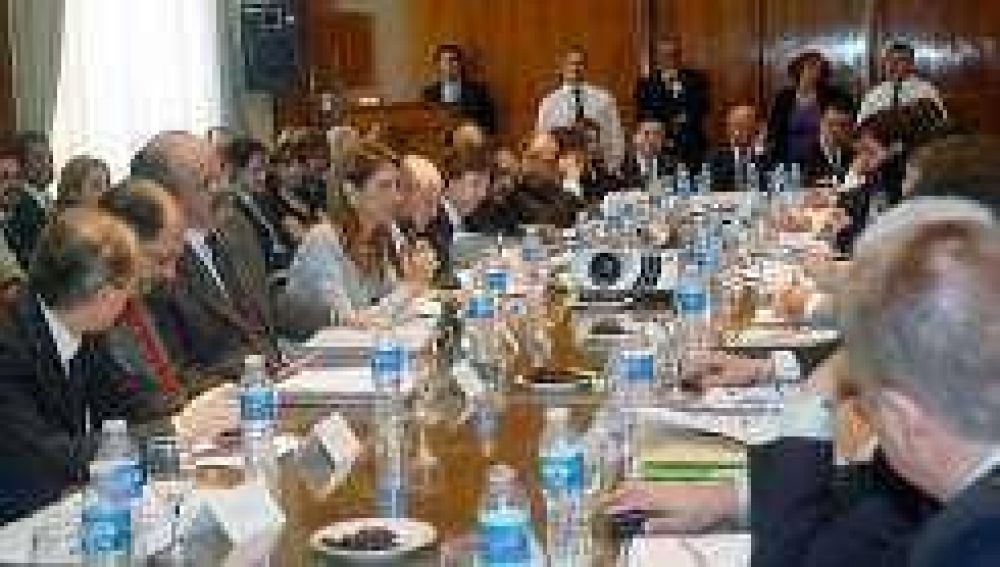 Retenciones: Rebaja del 50% para vino y mosto 