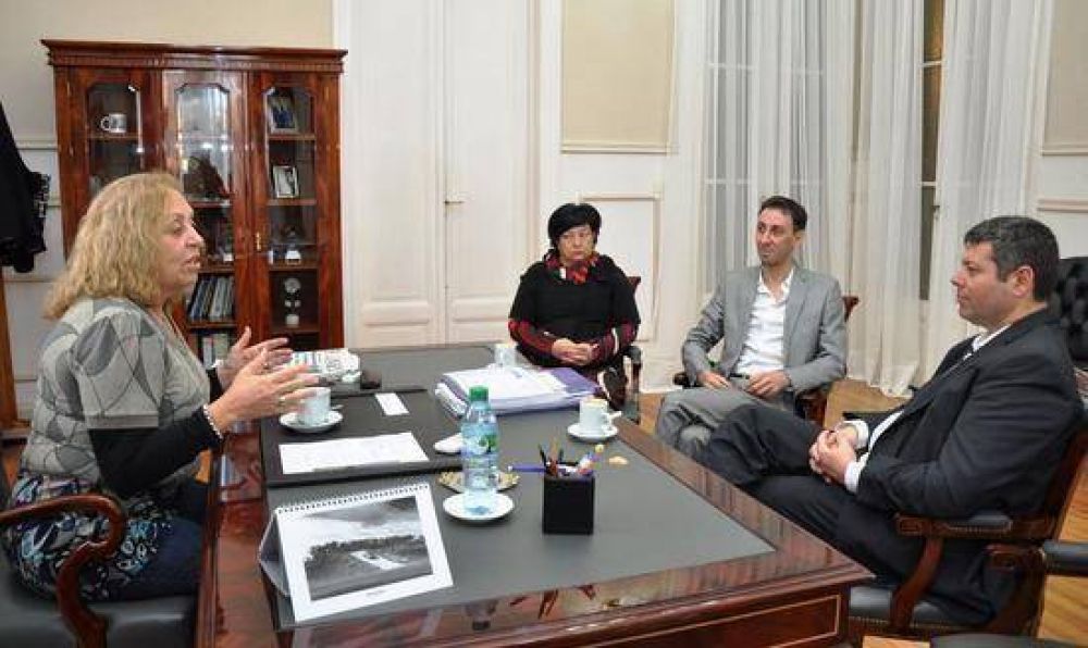 La intendente Stella Giroldi recibi� al nuevo Secretario Ejecutivo de COPRET