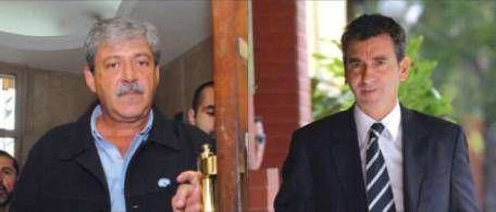 El Gobierno confirm� que quiere ente regulador de granos y Buzzi seguir� reclamando por las retenciones