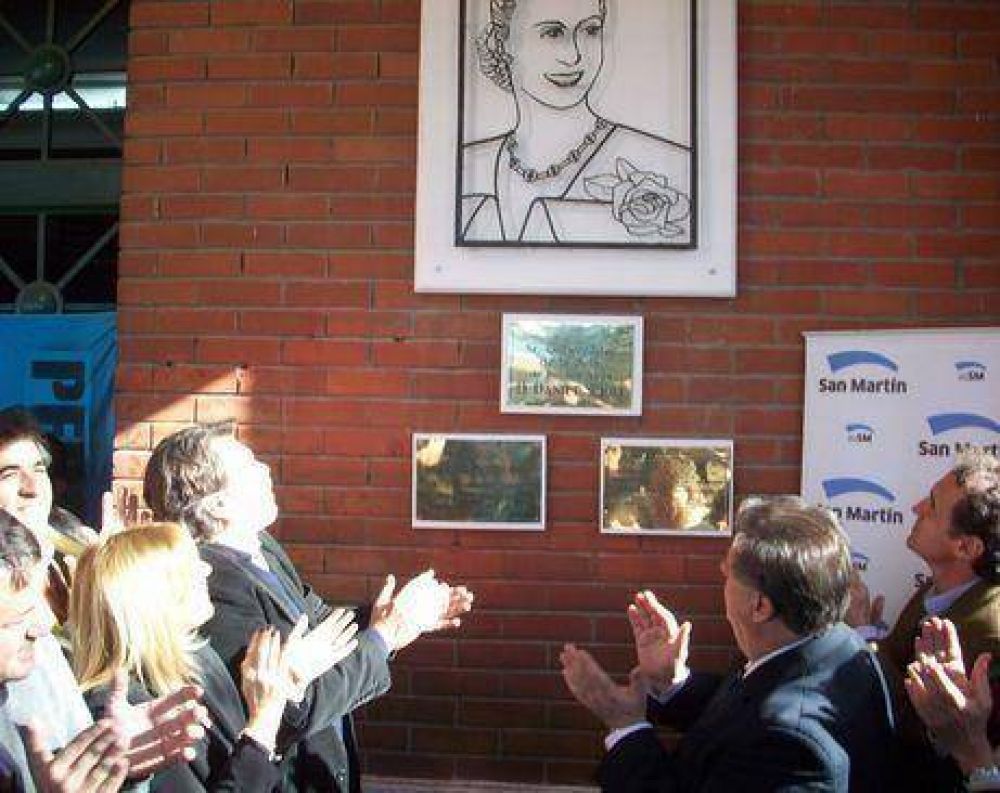 Sin Scioli, la Provincia realizó su homenaje a Evita en San Martín
