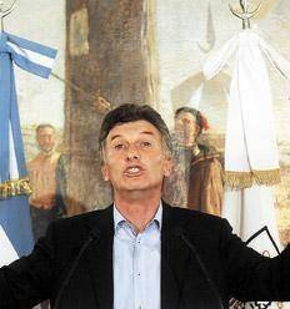 Con argumentos cada vez menos iluminados