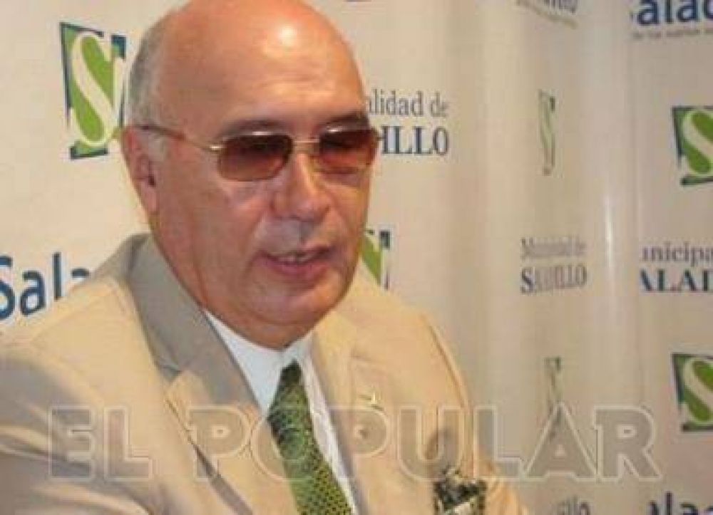 El intendente de Saladillo amenaz� con realizar una huelga de hambre