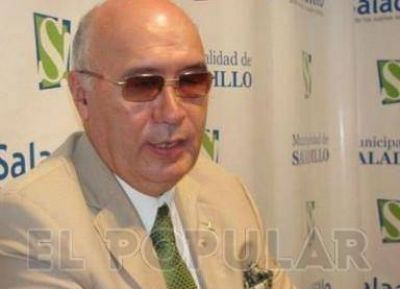 El intendente de Saladillo amenaz� con realizar una huelga de hambre
