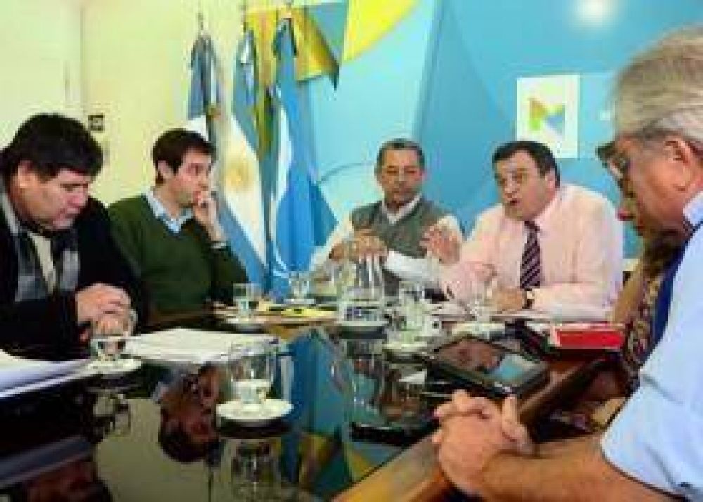 Puja pol�tica por seguridad deriva en alianza