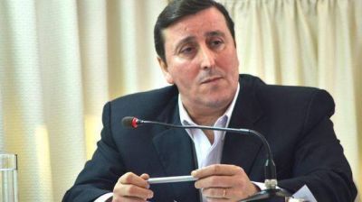 Rey reclam� por las obras en los acu�feros