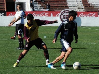Quilmes igual� con Lan�s en su �ltimo amistoso