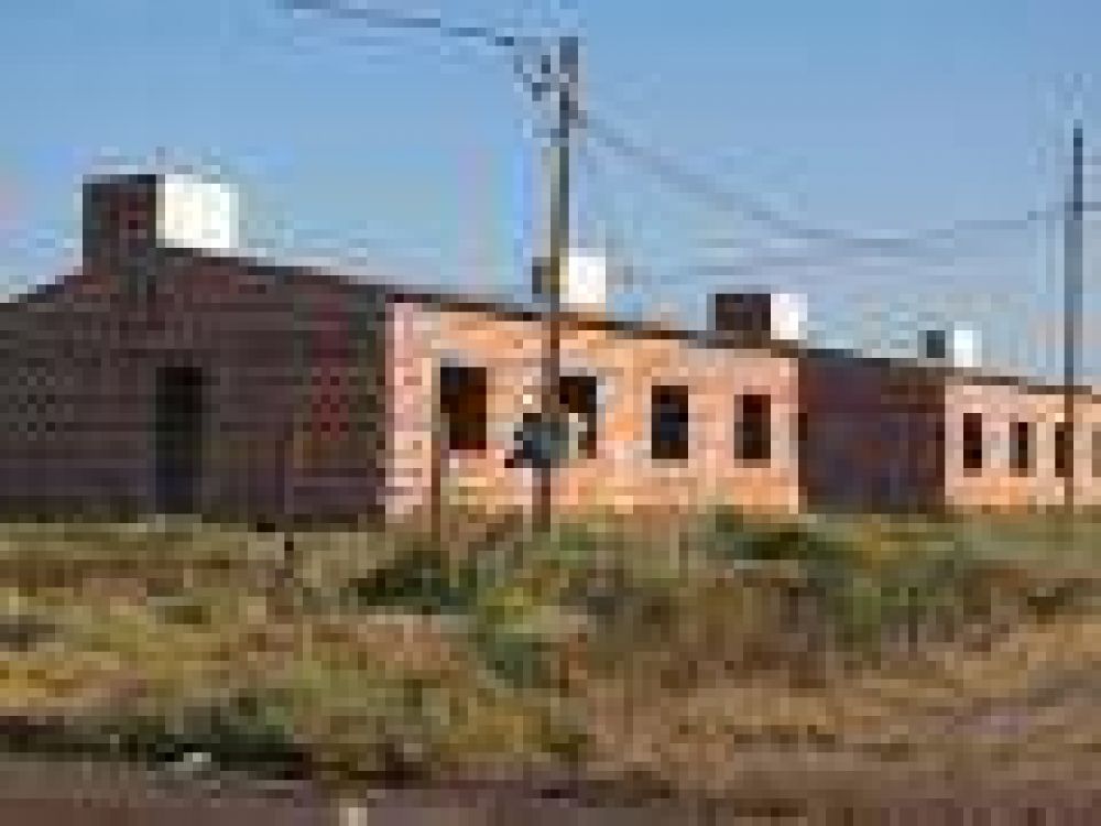 Plan Federal: "La empresa trabaja a muy buen ritmo", se�al� el ingeniero Luis Fanti