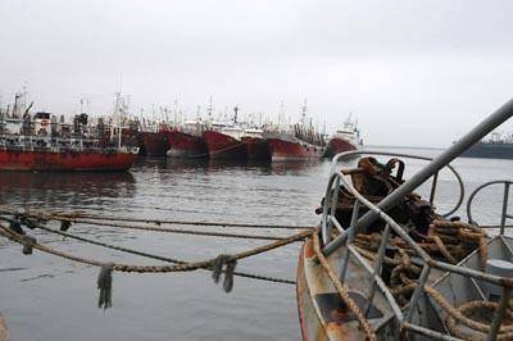 Hubo acuerdo y s�lo resta que los empresarios firmen un acta para que se levante el paro en el puerto
