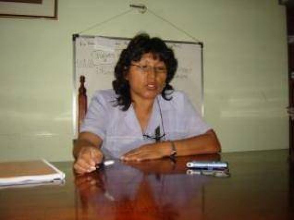 Los docentes primarios vuelven a las aulas pero contin�an con las medidas de fuerza.