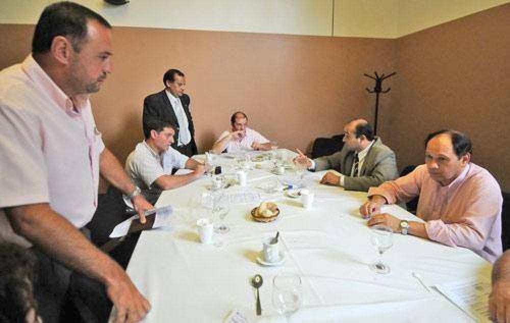 �Queremos jueces, pero seg�n la Constituci�n�.