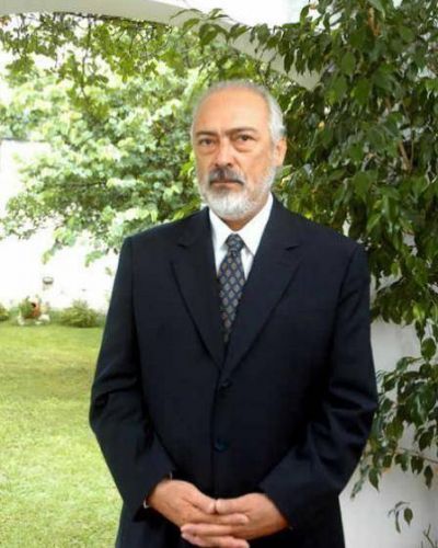 Ricardo Guzm�n declar�: �Ser�a muy alentador tener la visita de una figura como Cobos�.