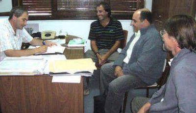 Obra de del Valle: se firm� acta de inicio de obra.