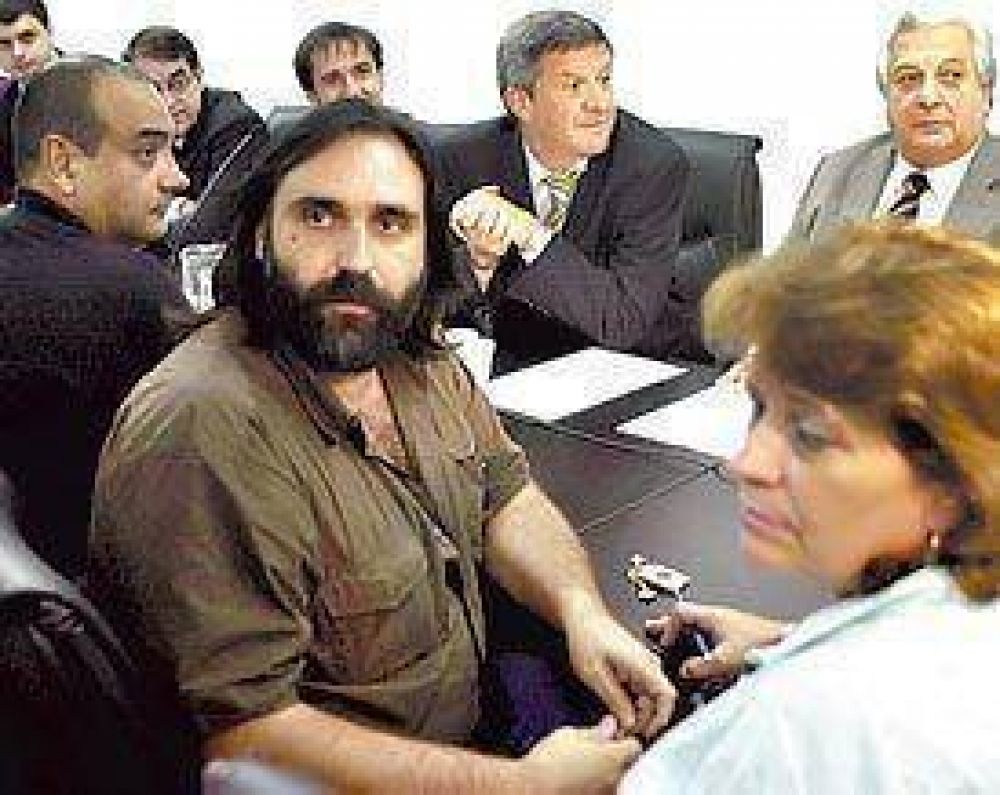Tregua con los docentes de Capital y Provincia: el lunes habr� clases