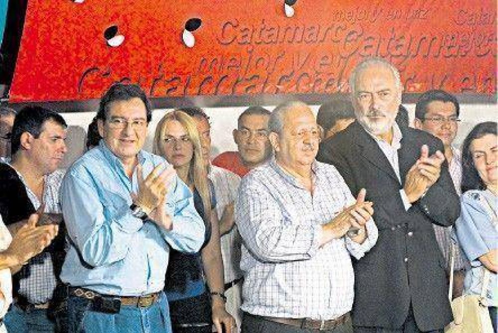 Catamarca se convirti� en una sucursal de Olivos