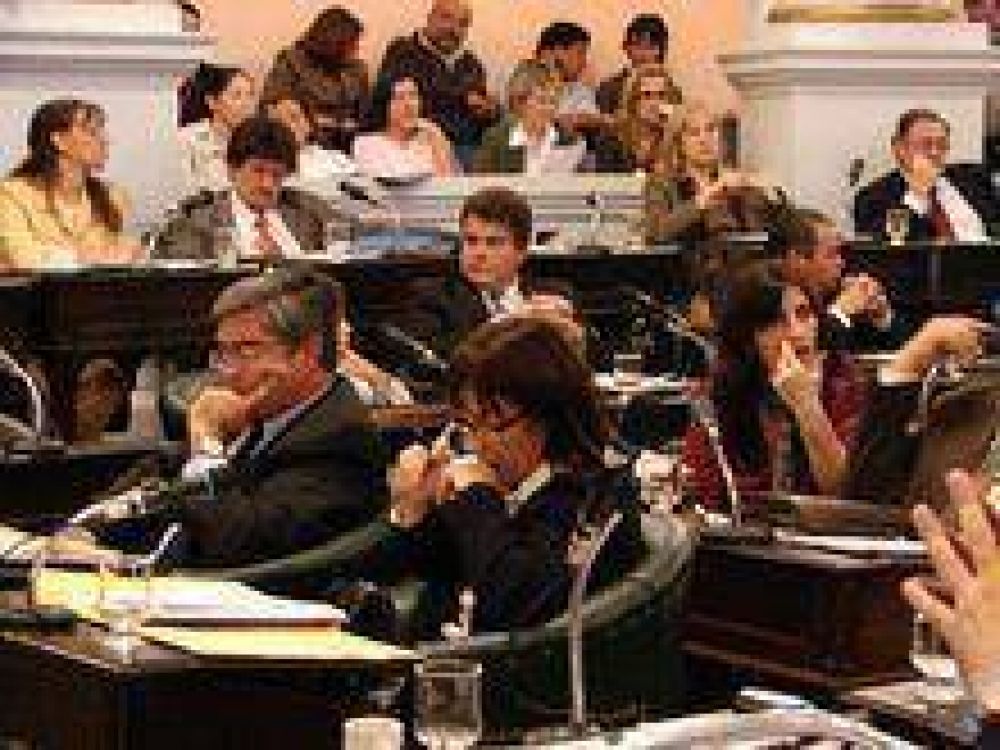Volvi� el consenso: el PAF pas� a comisi�n.